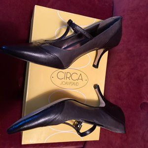 Women Shoes, Joan and David, Size 6 1/2 Medium